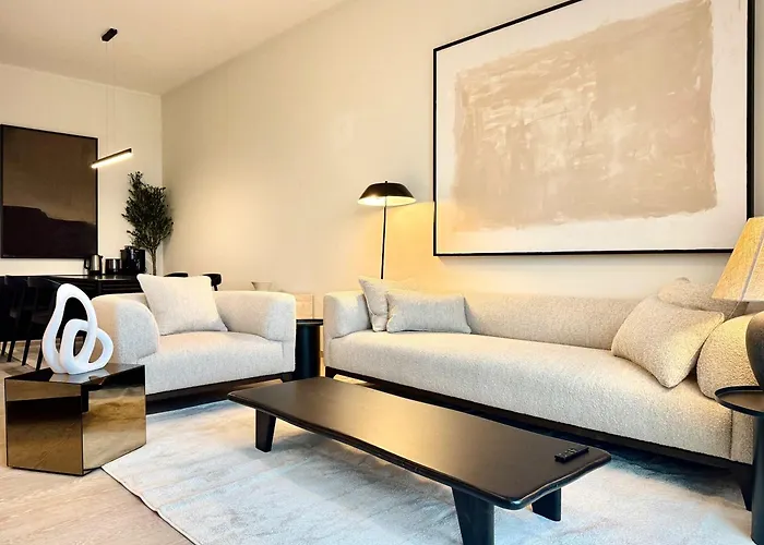 Voya Zenit-Penthouse Apt W City Views & Concierge